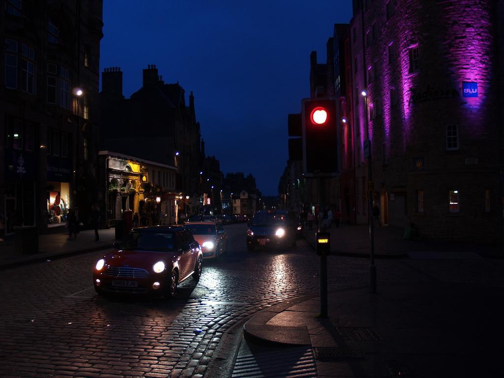 Royal Mile Mansions Apartment Edinburgh Room photo