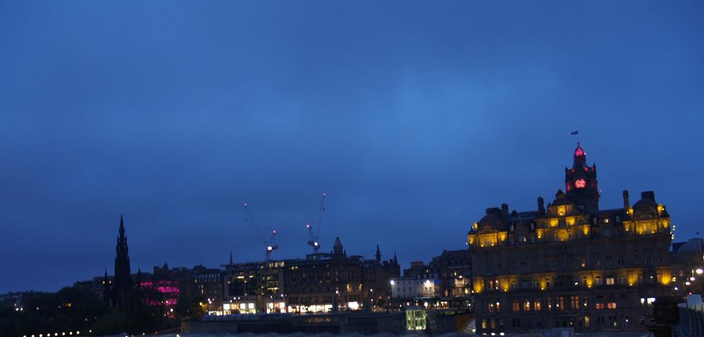 Royal Mile Mansions Apartment Edinburgh Room photo