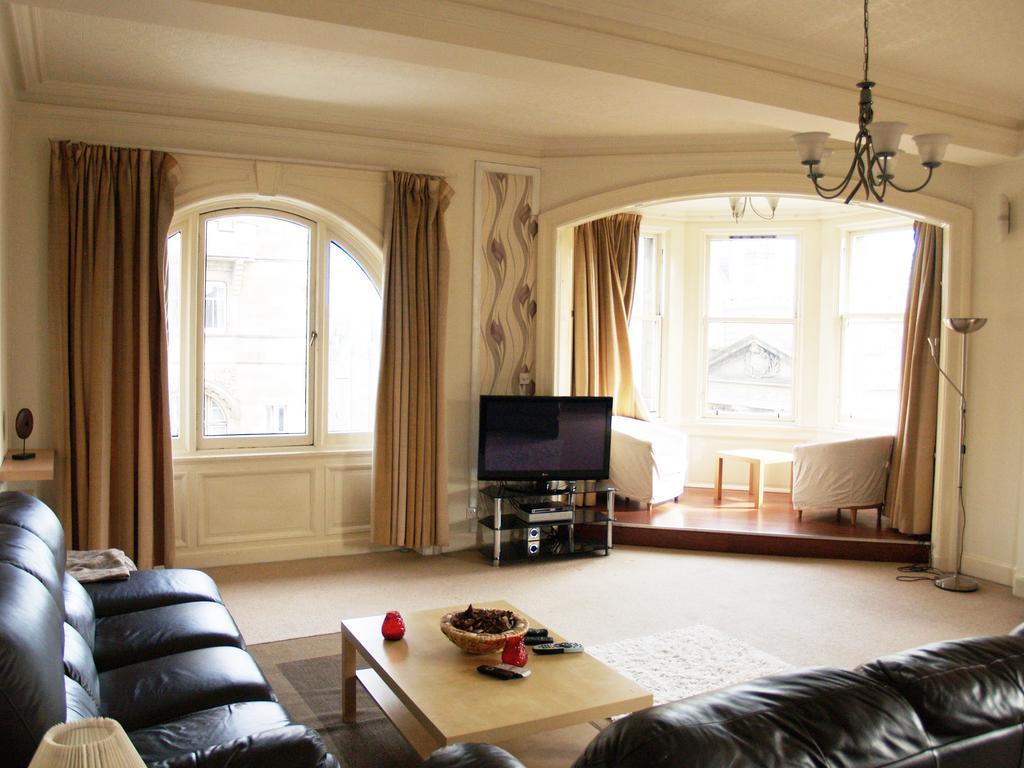 Royal Mile Mansions Apartment Edinburgh Room photo